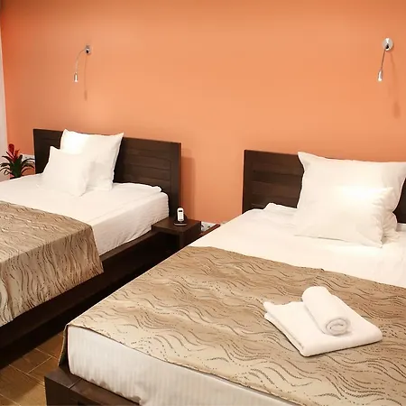 Dubai Hotel 4*